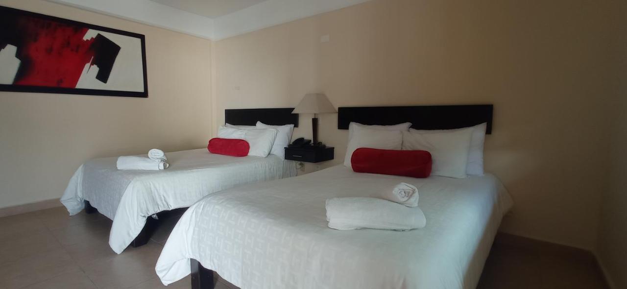 Hotel Puerto קמפצ'ה מראה חיצוני תמונה